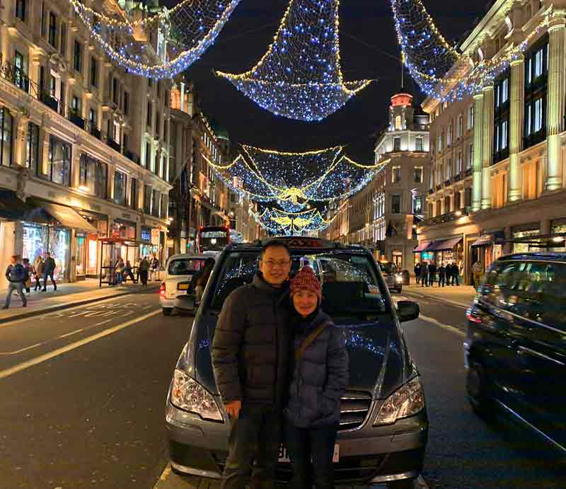London Christmas Lights Private Taxi Tour: Regent Street, Covent Garden & More!