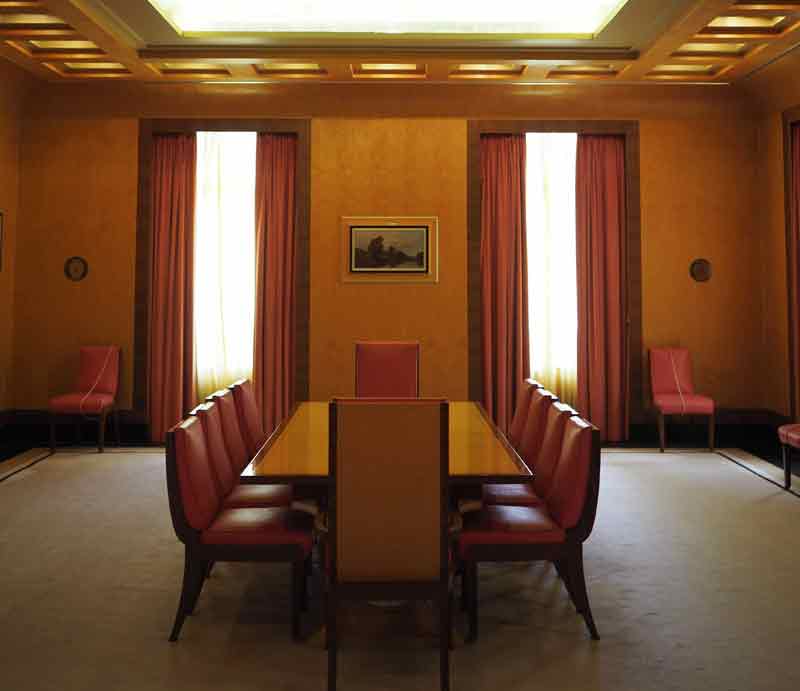 Art deco style room with modernist table and chairs.